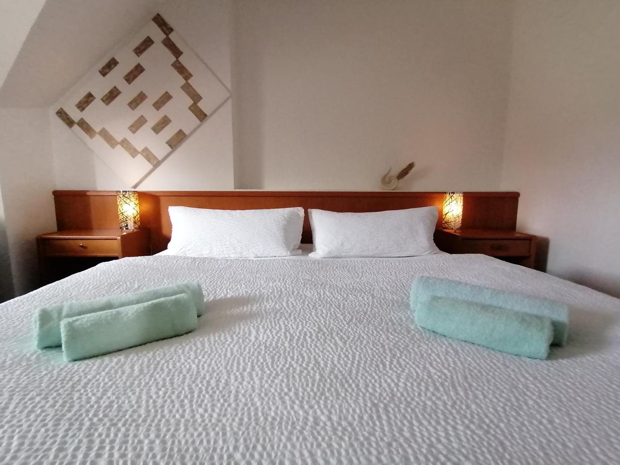 Domstadt Apartments Мерзебург Номер фото