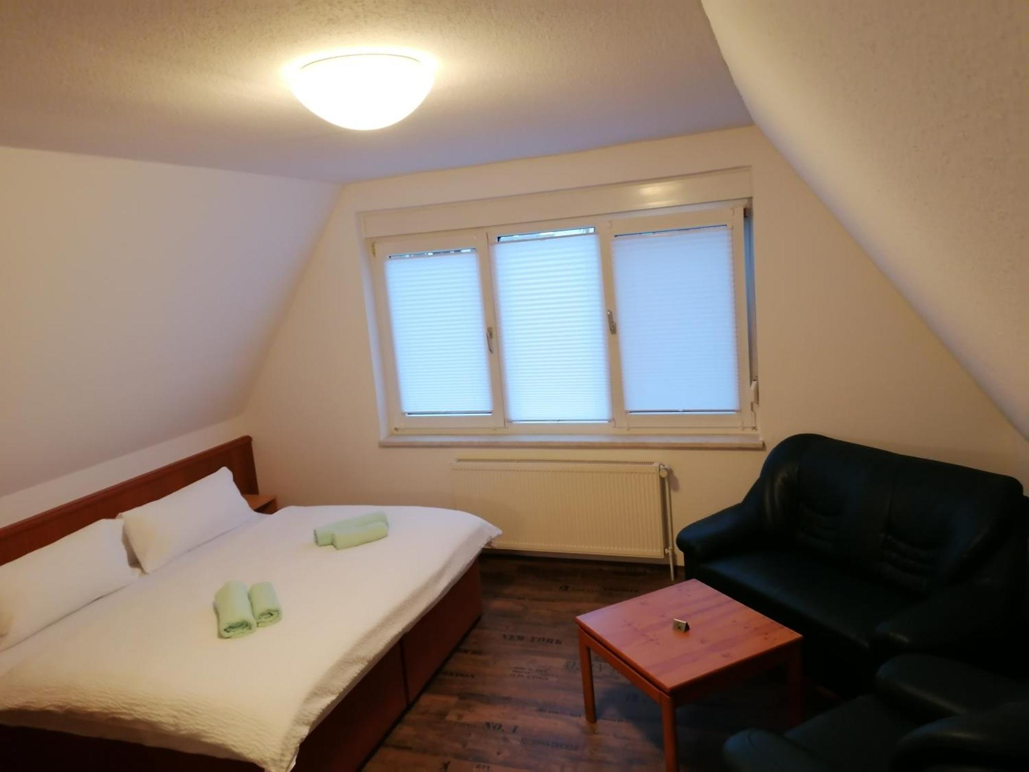Domstadt Apartments Мерзебург Номер фото