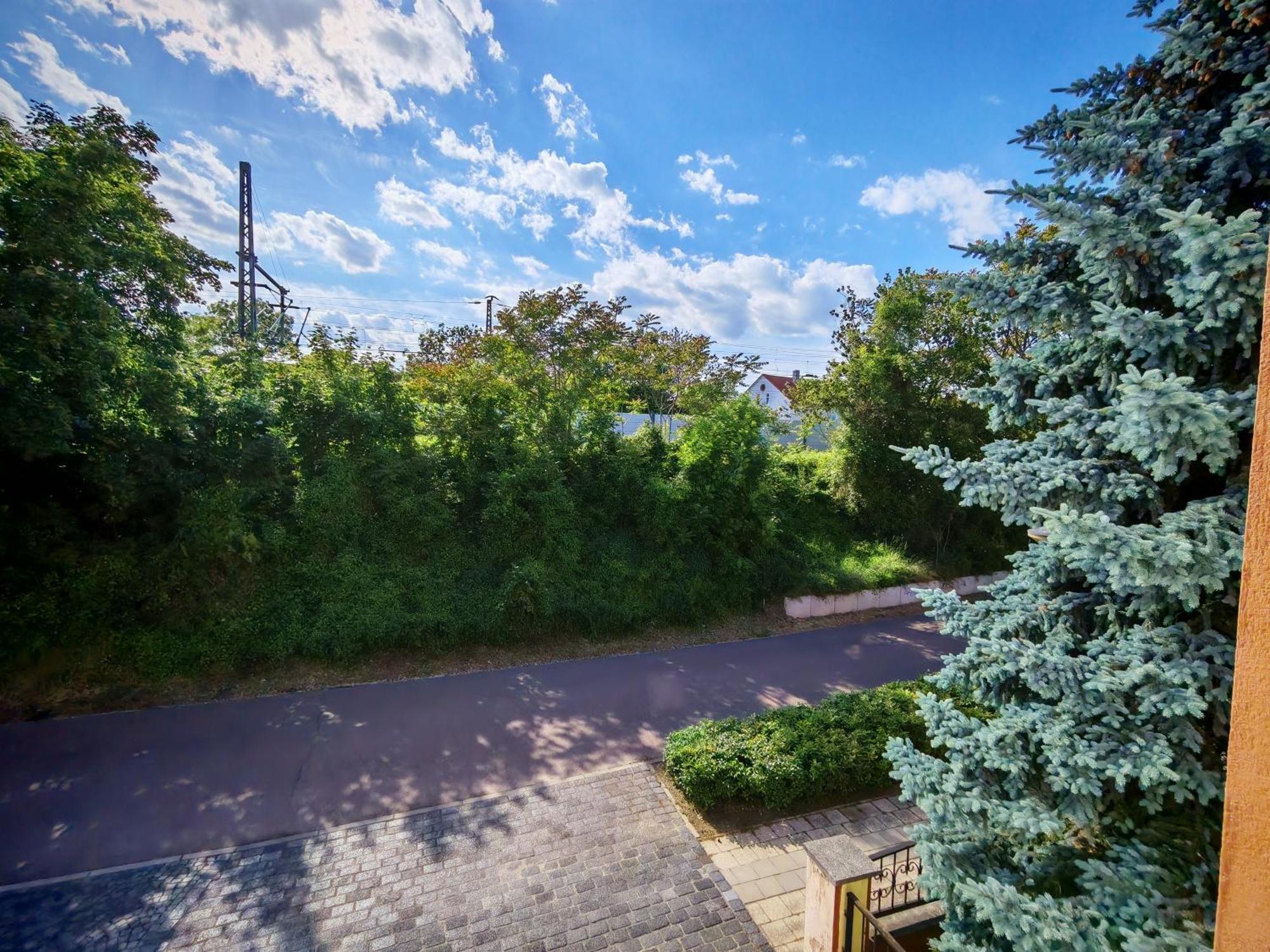Domstadt Apartments Мерзебург Экстерьер фото